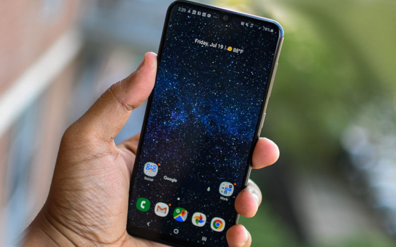 Телефон Samsung Galaxy A50